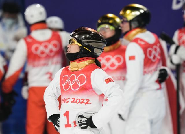 冬奥14日前瞻：空中技巧徐梦桃再冲金 冰舞惹人眼