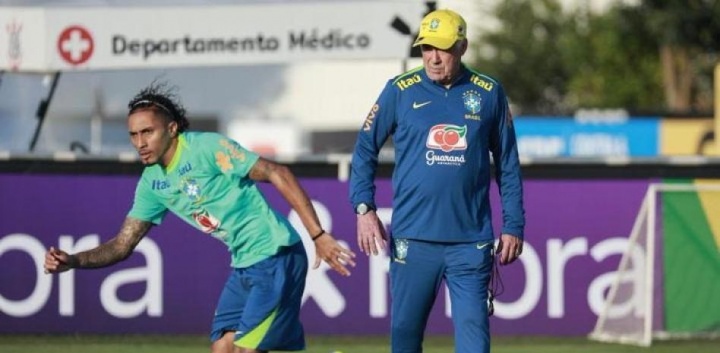 世体批评安帅：不征召皇马球员，却让拉菲尼亚在4100米高原登场